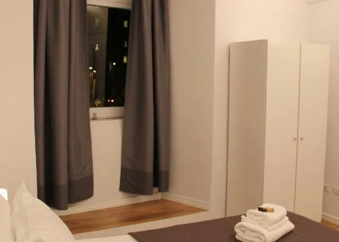 Abagnale Montecitorio 3* Roma
