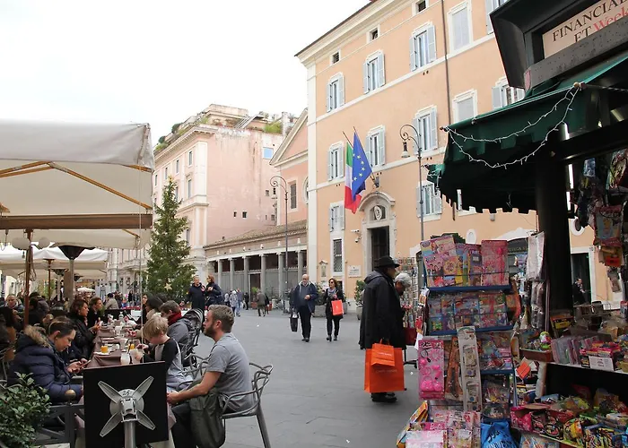Abagnale Montecitorio Konukevi Roma