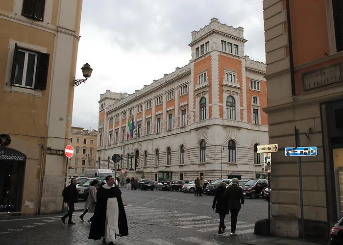 Abagnale Montecitorio Konukevi