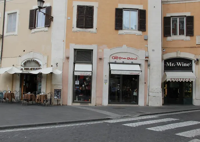 Abagnale Montecitorio Konukevi